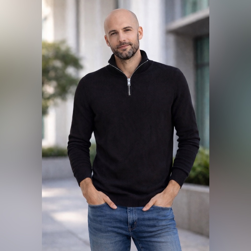 H&M Men's Black Zip-Up Sweater. Size XS